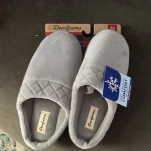 Women’s slippers